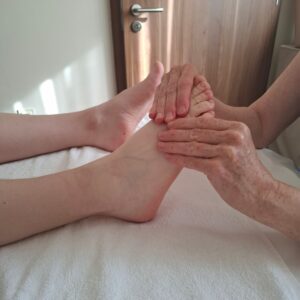 Reflexzónás talpmasszázs